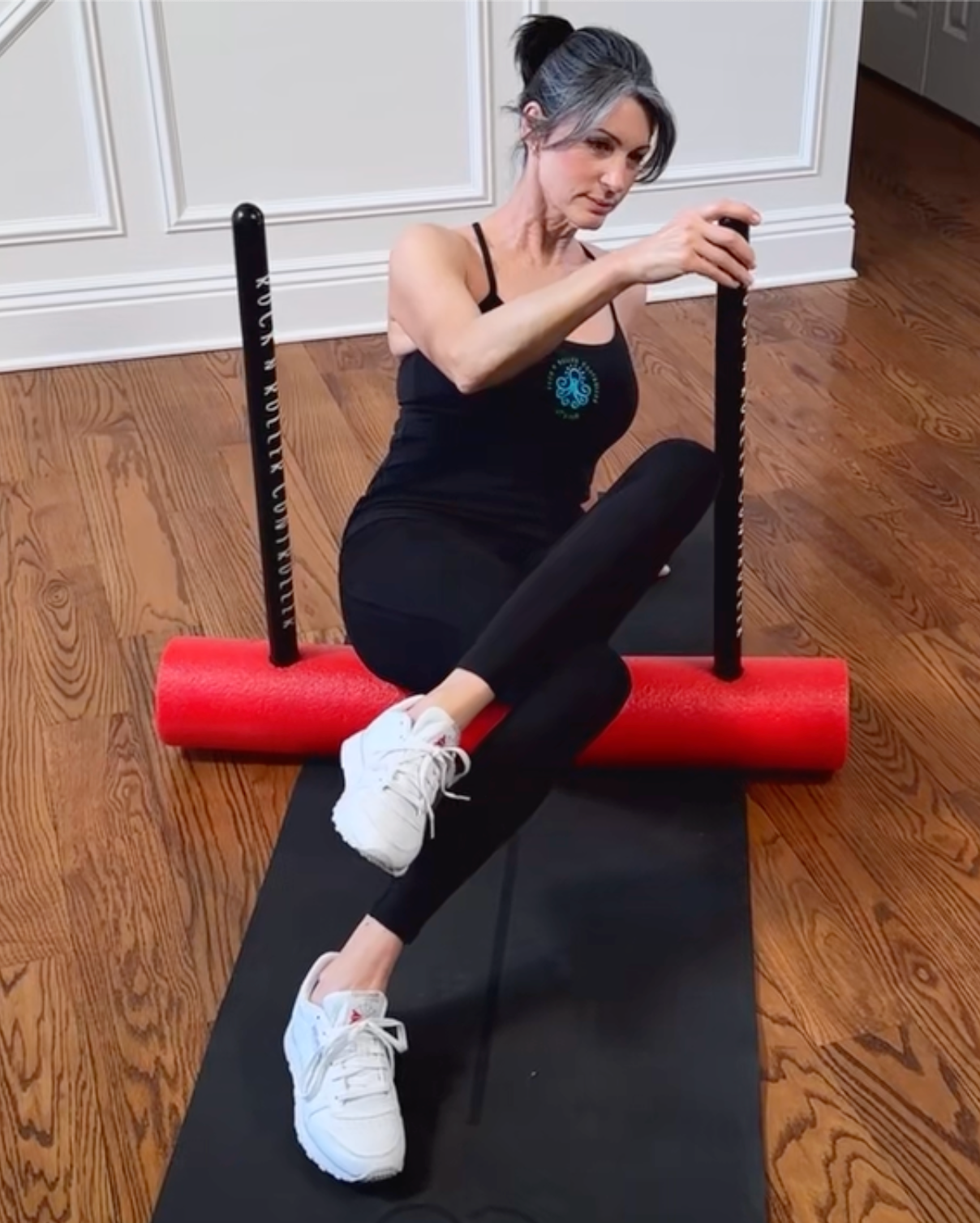 Load video: foam Roller with Controller arms
